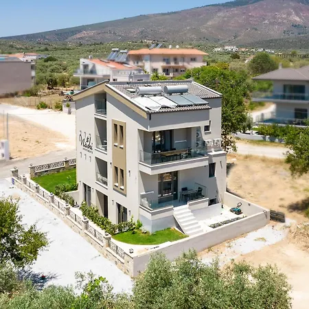 شقة فندقية Vlashi 3*