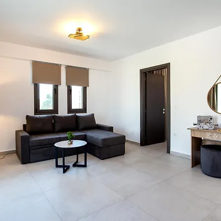 Vlashi Aparthotel