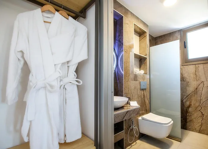 Aparthotel Vlashi