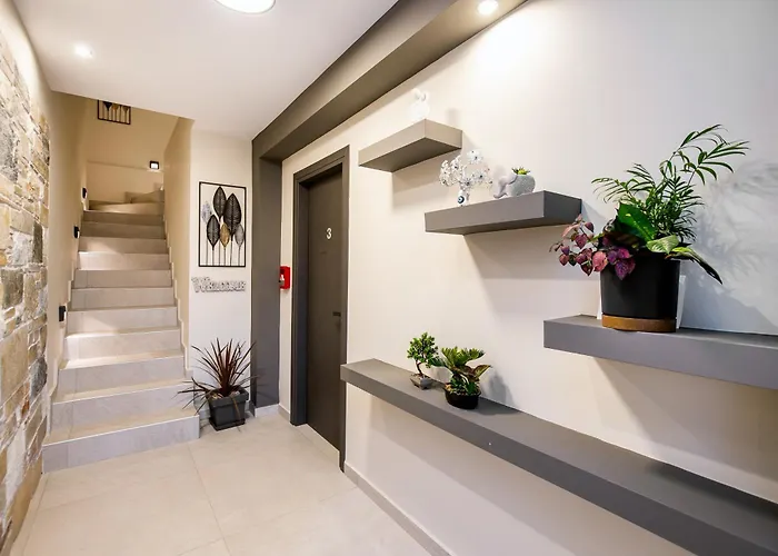 Aparthotel Vlashi